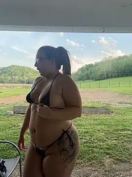 thickfarmtwat webcam