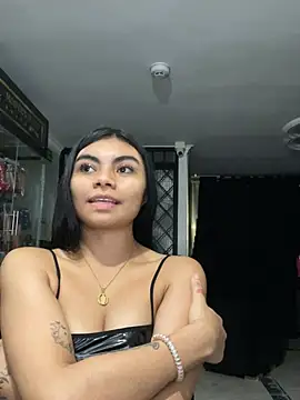 eimmy__skinny webcam
