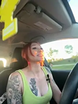 ThornsandHoney webcam