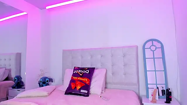 Vanessa_cruz_18 webcam