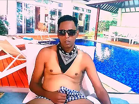 IndianHunk01 webcam