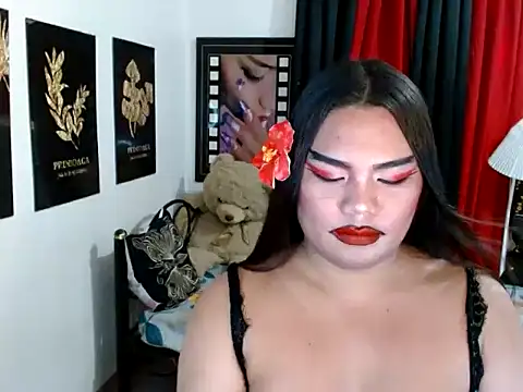 TSbrianaHugeCock live sex cam