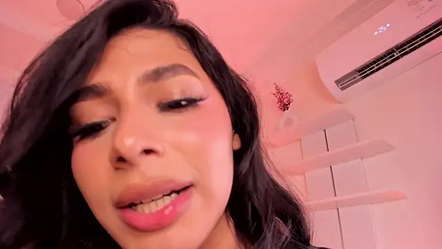 IsabelleFoxx_ webcam