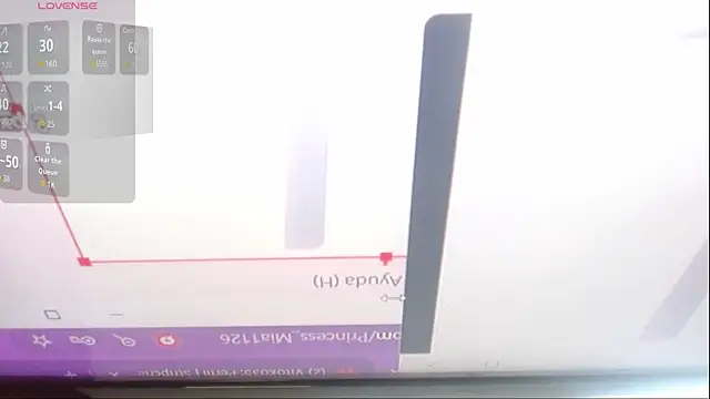 Princess_Mia1126 webcam