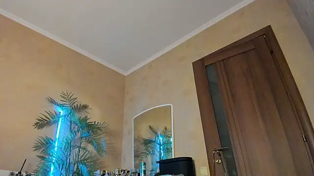 diamond_d_ (F young) - ride dildo