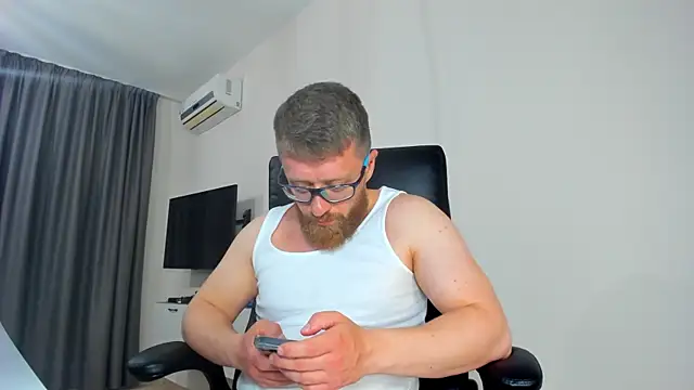 Findom_guy webcam