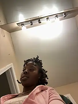 choclatepeaach webcam