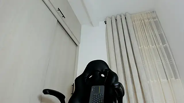 Biscuit_oliva webcam