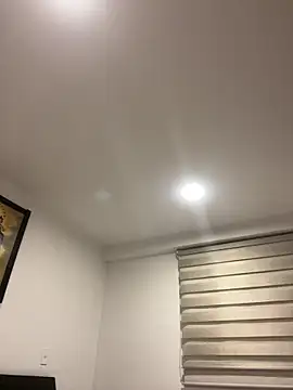 tabata_monroee webcam