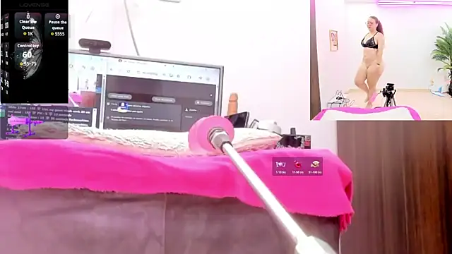 Paulina_Davis_ webcam