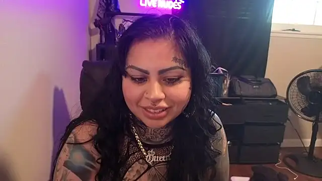 chicanachic13 webcam