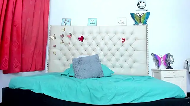 celena_wonder webcam