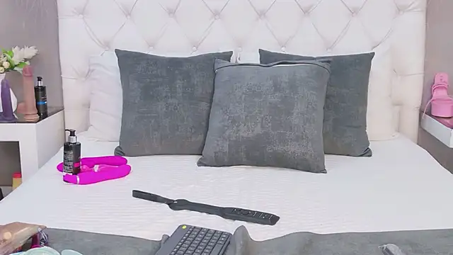 AntonellaEscudero webcam