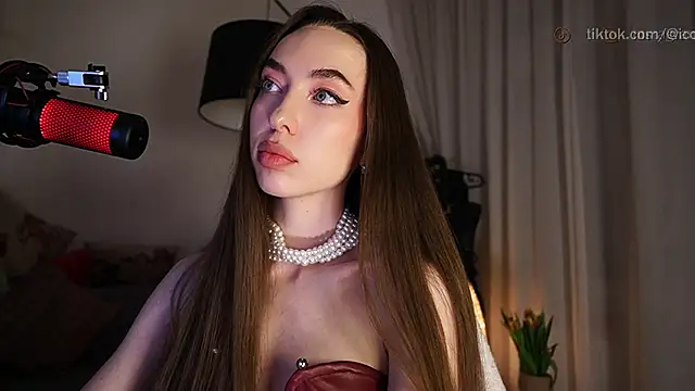 supreme_dominatrix webcam