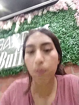 Sexy_sara_outdoorss webcam