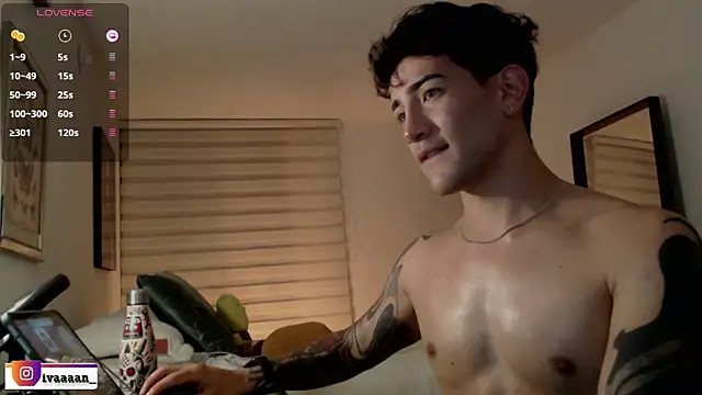 ivaaaan_'s live cam