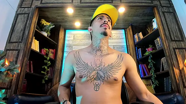 Donovan_Desmond webcam