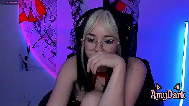 _AmyDark webcam