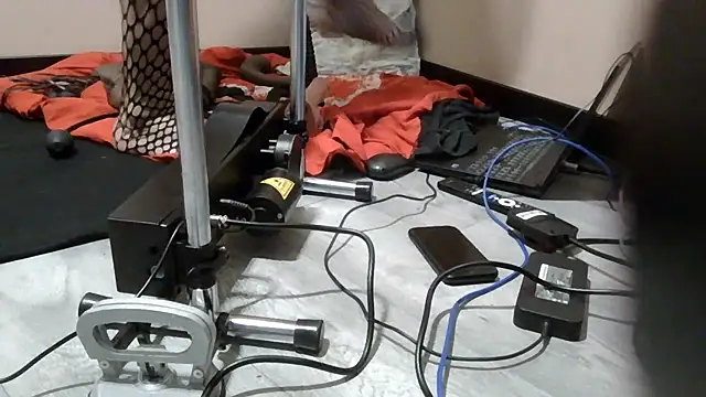 denisboyfucktoy webcam