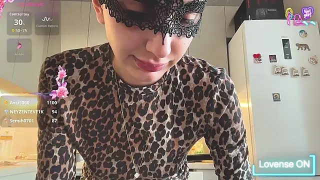 avestansole - AvestanSole's free webcam - UK Sex Cams