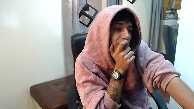 AmethystShadow17 webcam