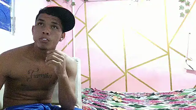 twobigscock23 webcam