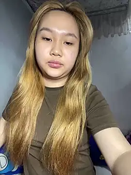 almira6868 - Almira6868's free webcam - UK Sex Cams