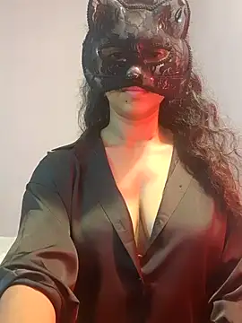 Webcam Model (Chathuni)  is live.Free join now!