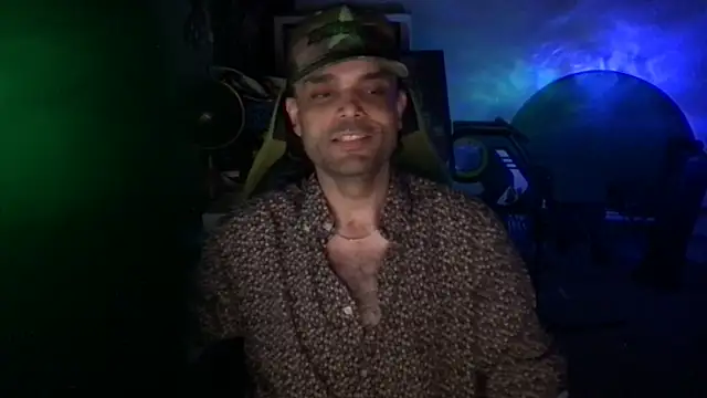 kungfupanda001 - KungFuPanda001's free webcam - UK Sex Cams