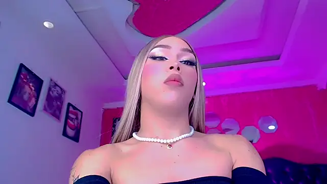 TiffanyMackensyy webcam