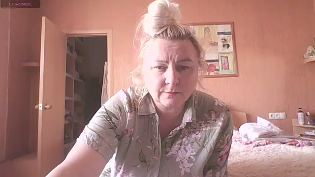 mira_robinsonnn webcam