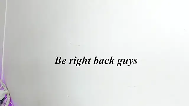 Krissi_latore webcam