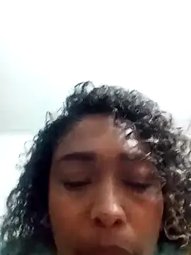 BiiancaEstradaa webcam