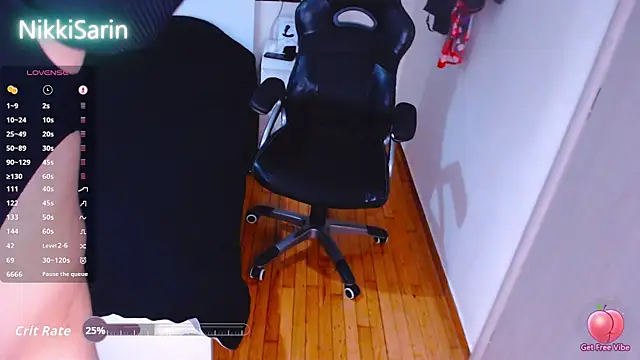 NikkiSarin webcam
