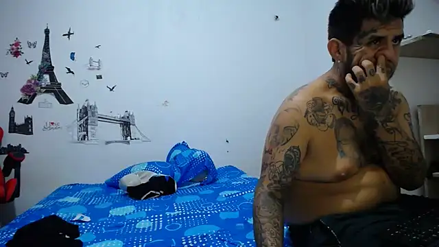 allison_maxtattoo_ webcam