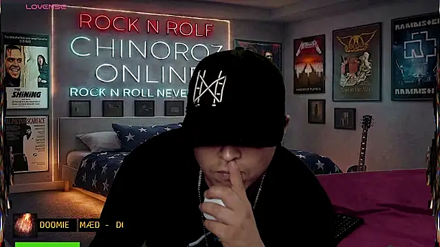 chino_roz webcam