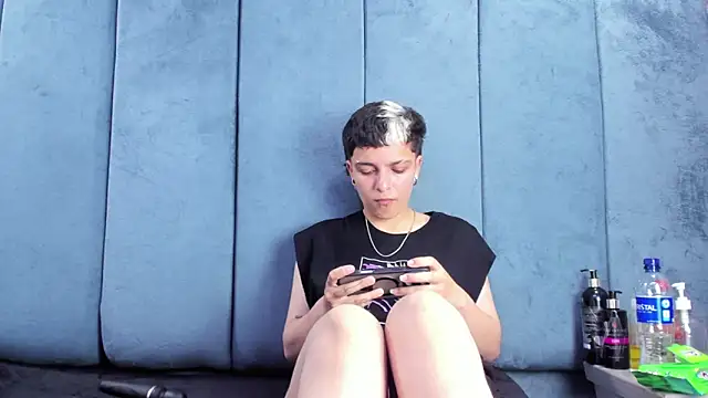 Megan_Thompson_ webcam