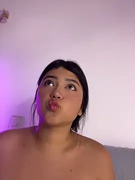 alisson_carolina73 webcam