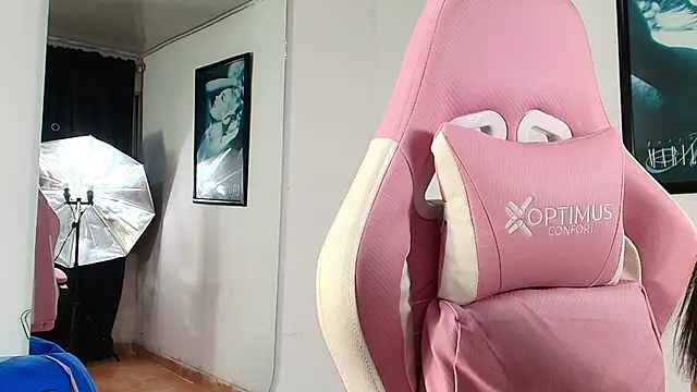 GraceWallace_ webcam