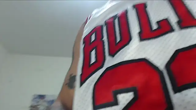 emiliano_hottt webcam