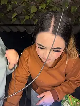 Antonella_Julieta webcam