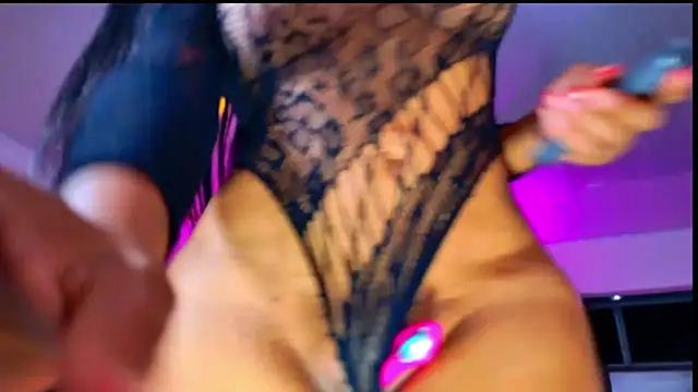 SQUIRT4UMEGAN webcam