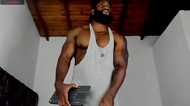 james_musclebbc webcam