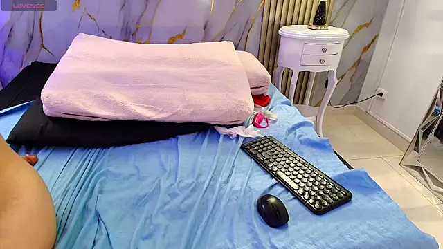 Charlotte_Greey webcam