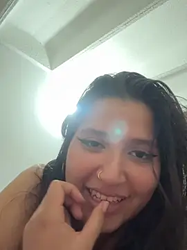 Sunshine_Mila webcam