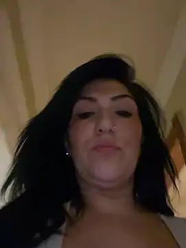 LittleMissEeve webcam