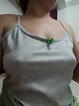 selena_gomez2 webcam