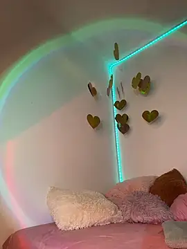 GiannaMagari_ webcam