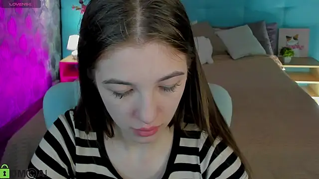 miss_shanel - Miss_Shanel's free webcam - UK Sex Cams