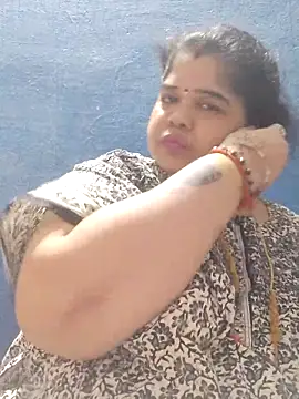 tamilthanushri webcam